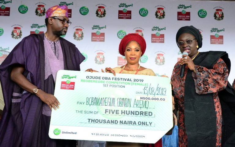 Glo rewards 10 lucky people at 2019 Ojude Oba Festival
